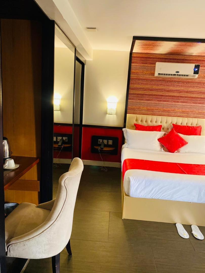 Boun'S Hotel Yaoundé Eksteriør bilde
